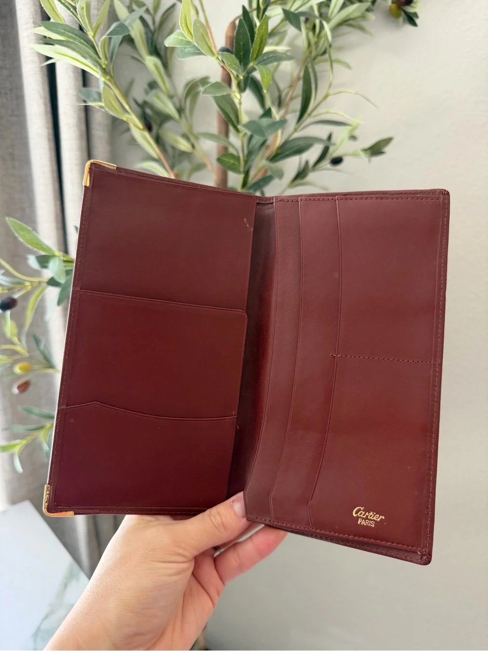 Cartier Wallet / Holds Passport : 100% authentic